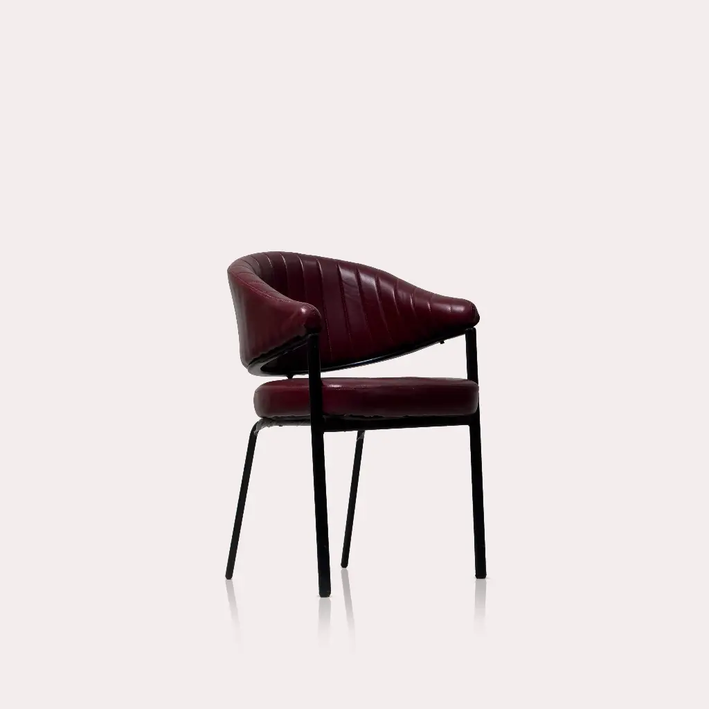 Saddle Back Chair